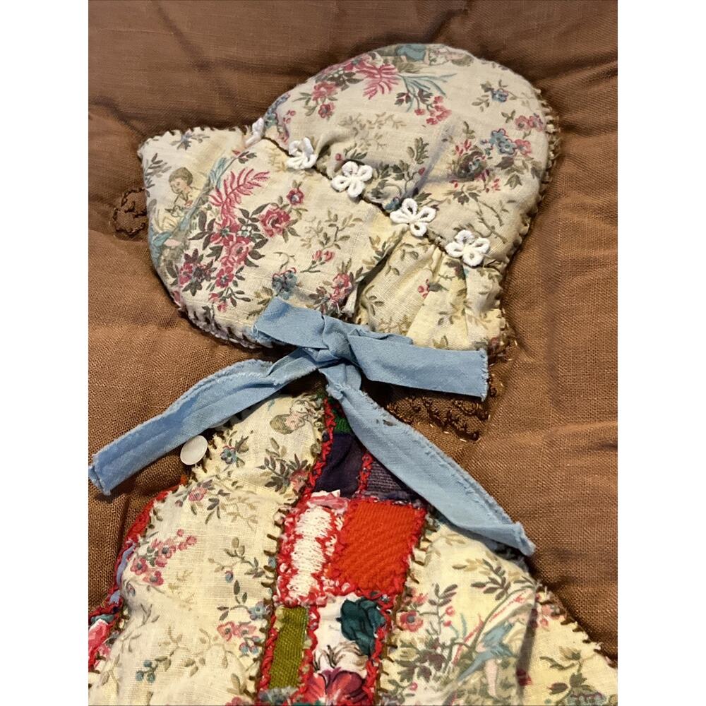 VTG Vintage Holly Hobbie Quilted Fabric Patchwork Wall Hanging - Picture 3 of 4